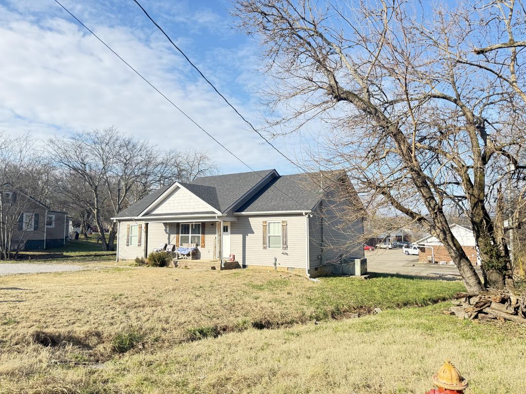 730 Cedar St, Lewisburg, TN 37091