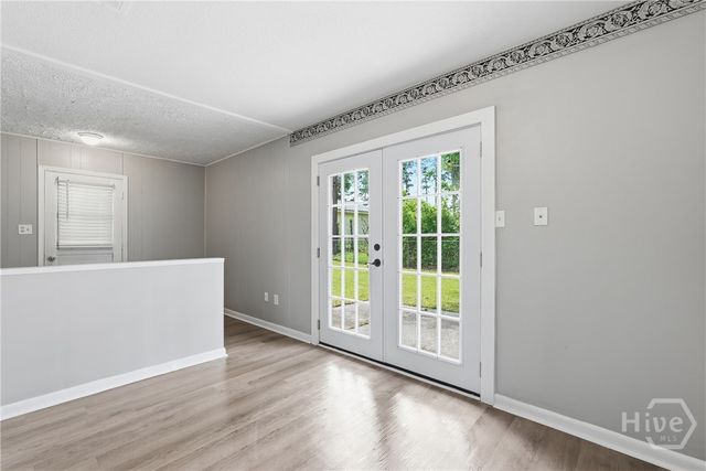 4 Lucian Circle, Savannah, GA 31406
