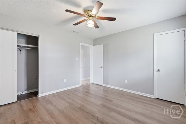 4 Lucian Circle, Savannah, GA 31406