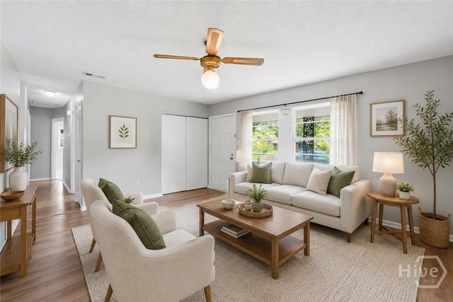 4 Lucian Circle, Savannah, GA 31406
