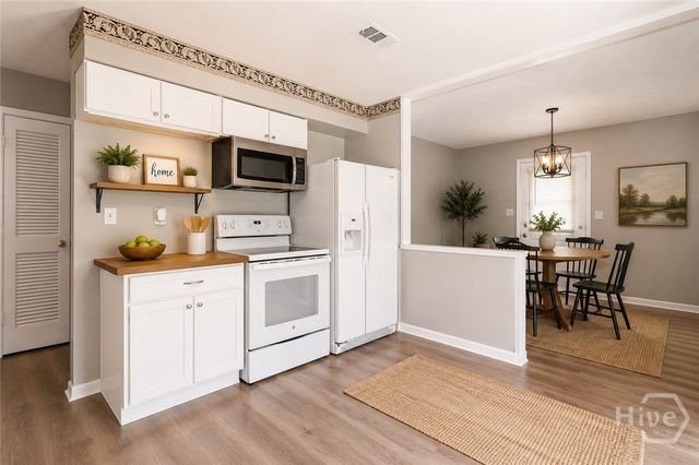 4 Lucian Circle, Savannah, GA 31406