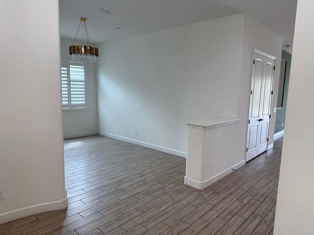 25718 N 20th Avenue, Phoenix, AZ 85085