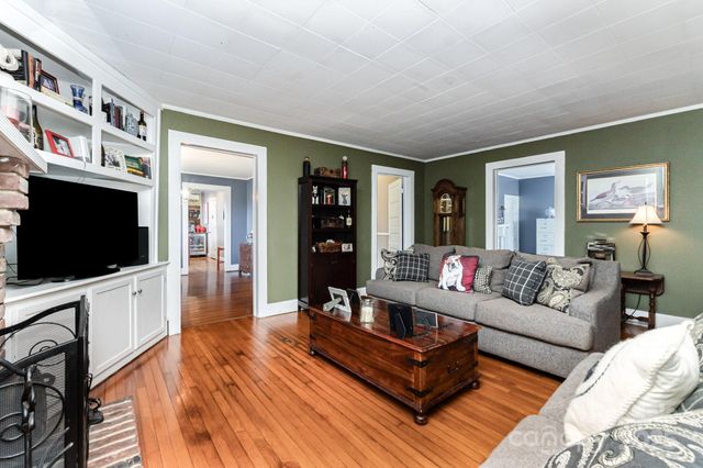 22 Poplar Street, Belmont, NC 28012