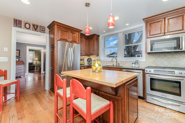 22 Poplar Street, Belmont, NC 28012