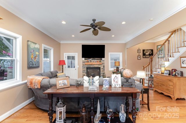 22 Poplar Street, Belmont, NC 28012