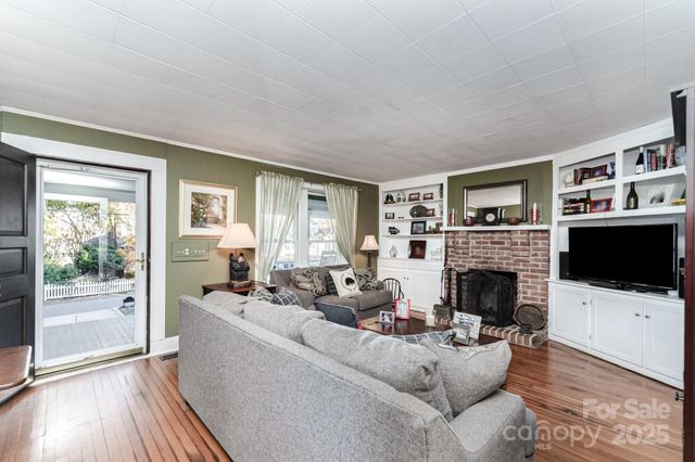 22 Poplar Street, Belmont, NC 28012