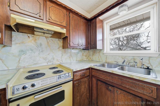 1301 Jodebo Street, Cleveland, OK 74020