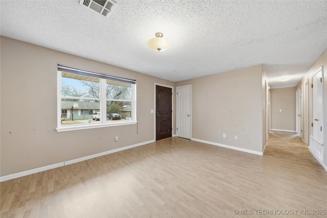 1301 Jodebo Street, Cleveland, OK 74020