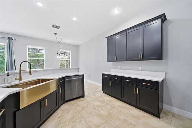 515 VILLA TREVISO COURT, Apollo Beach, FL 33572