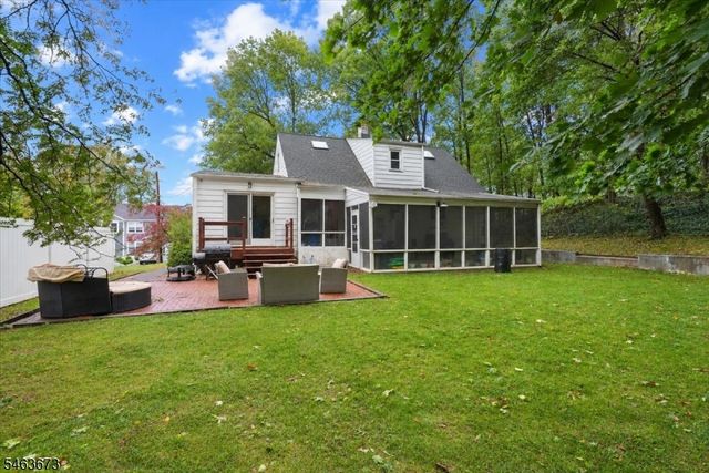 35 Deerfield Dr, West Orange Twp., NJ 07052