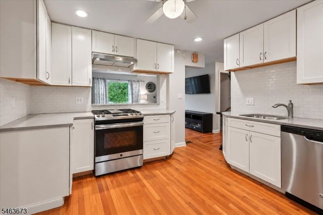 35 Deerfield Dr, West Orange Twp., NJ 07052