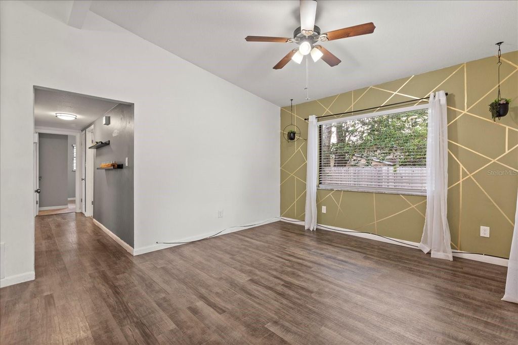 Image 6 of property listing at 3117 JOYANN STREET, Orlando, FL 32810