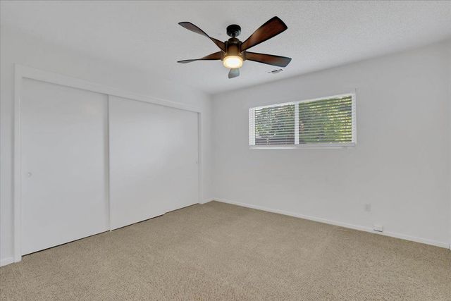 855 Forest Glade Cir, Grass Valley, CA 95945
