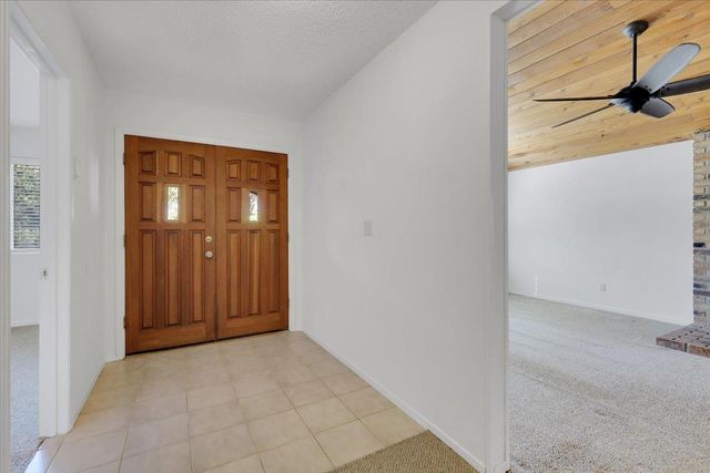 855 Forest Glade Cir, Grass Valley, CA 95945