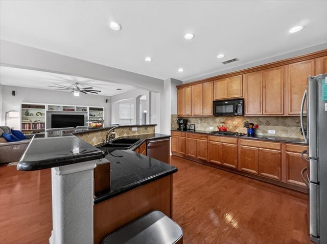 2679 Lake Ridge Drive, Little Elm, TX 75068