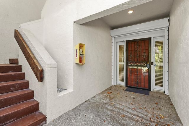 3324 THORNWOOD ROAD 3324, Sarasota, FL 34231