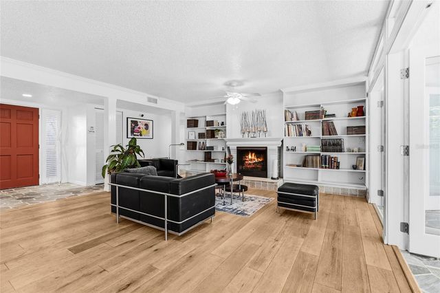 3324 THORNWOOD ROAD 3324, Sarasota, FL 34231