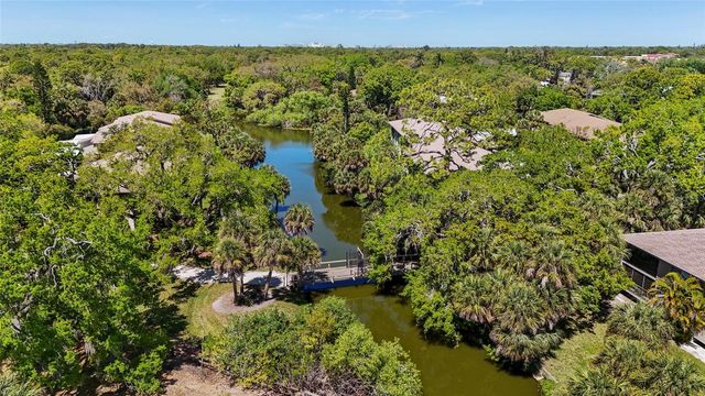 3324 THORNWOOD ROAD 3324, Sarasota, FL 34231