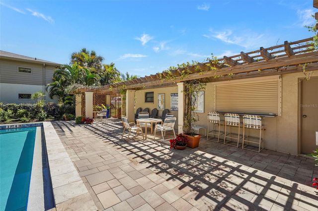 3324 THORNWOOD ROAD 3324, Sarasota, FL 34231