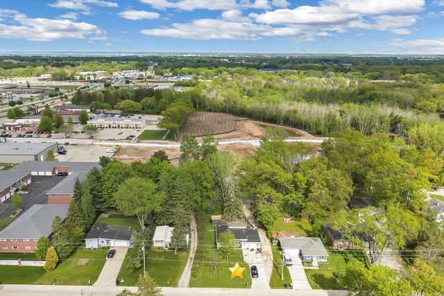 1159 HOBART DRIVE, Green Bay, WI 54304