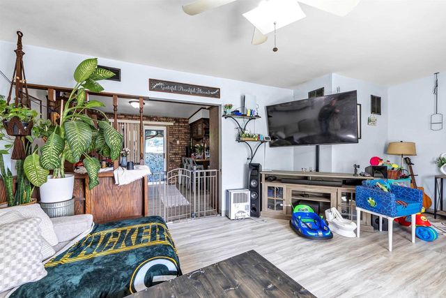 1159 HOBART DRIVE, Green Bay, WI 54304