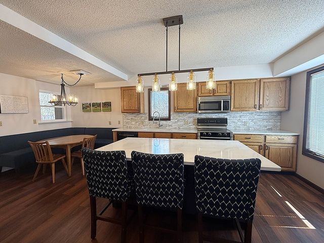 1225 Eustace Drive, Dixon, IL 61021