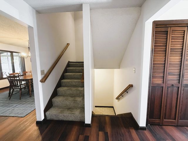 1225 Eustace Drive, Dixon, IL 61021