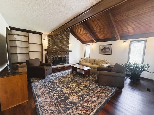 1225 Eustace Drive, Dixon, IL 61021