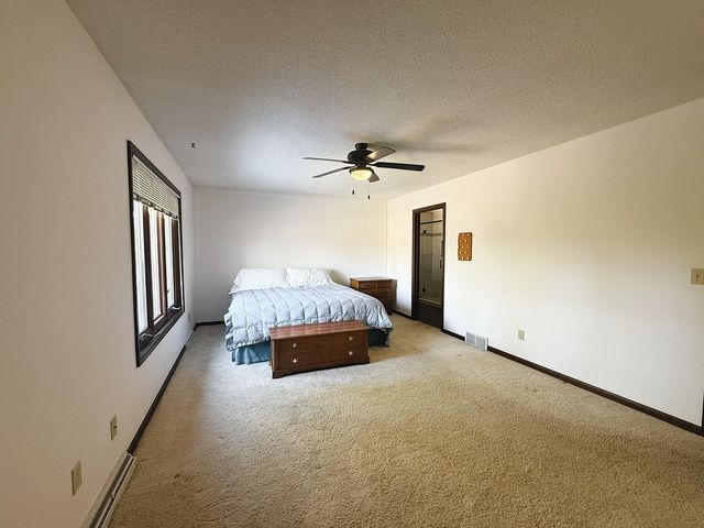 1225 Eustace Drive, Dixon, IL 61021