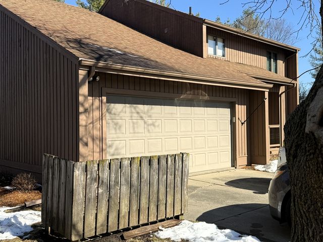 1225 Eustace Drive, Dixon, IL 61021