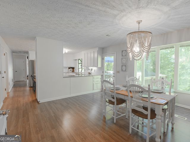 160 River Run, Roswell, GA 30075