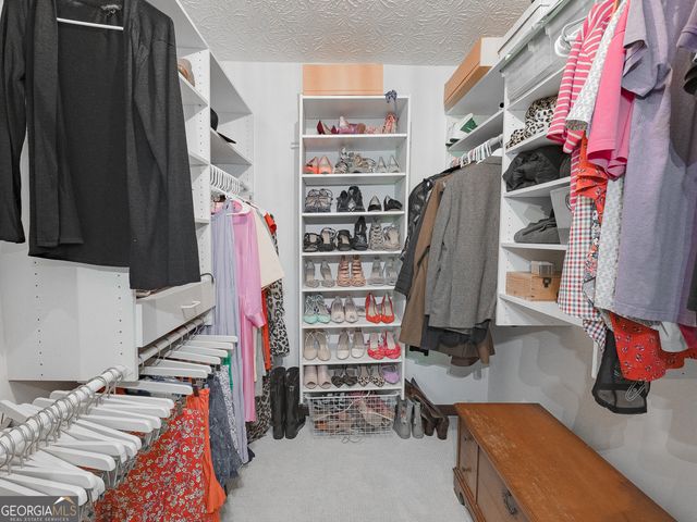 160 River Run, Roswell, GA 30075