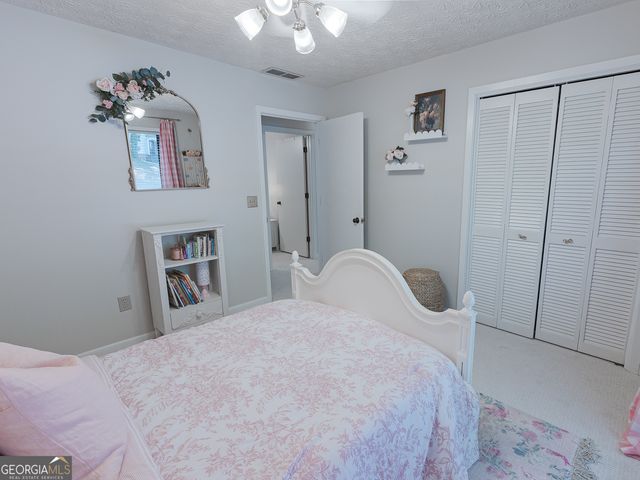 160 River Run, Roswell, GA 30075