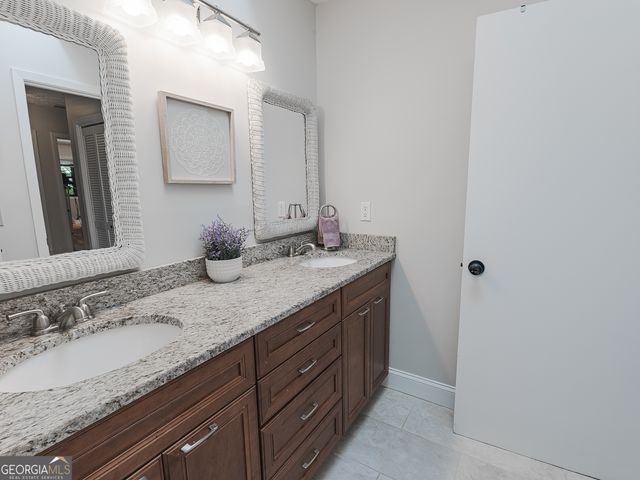 160 River Run, Roswell, GA 30075