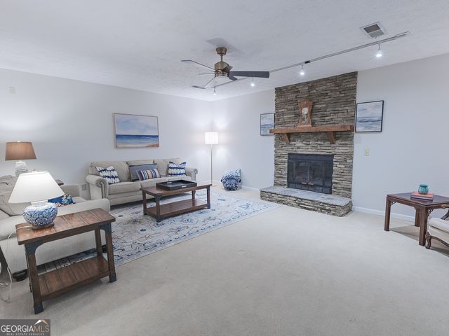 160 River Run, Roswell, GA 30075