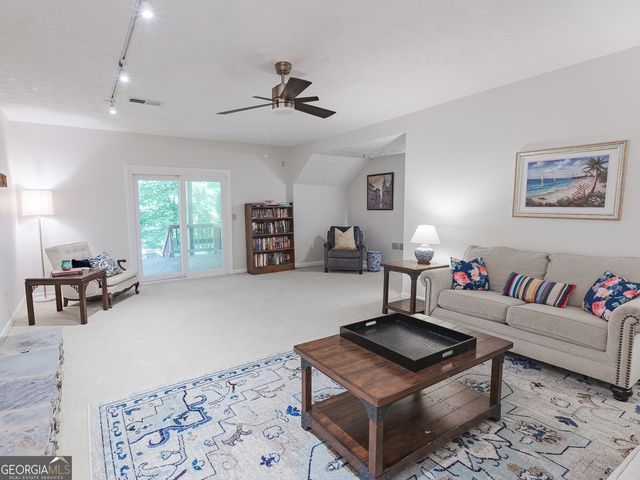160 River Run, Roswell, GA 30075