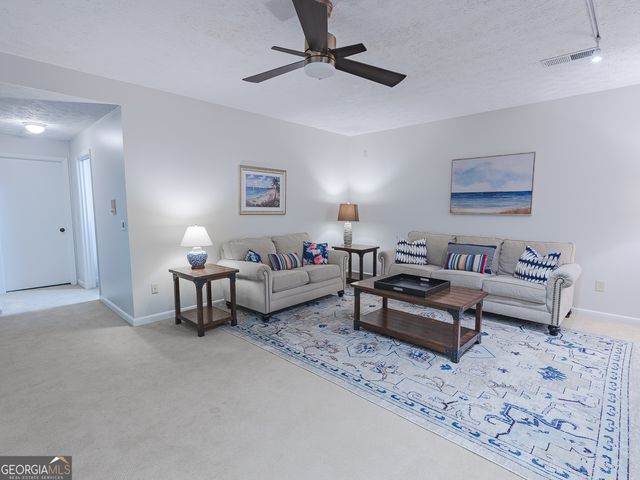 160 River Run, Roswell, GA 30075