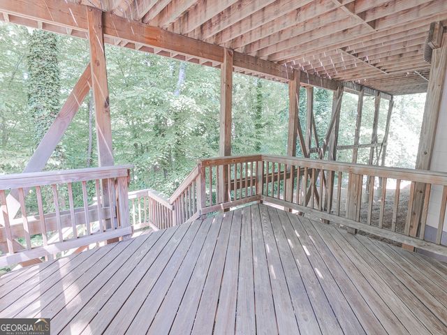 160 River Run, Roswell, GA 30075