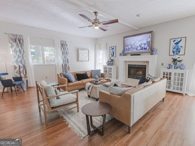 160 River Run, Roswell, GA 30075