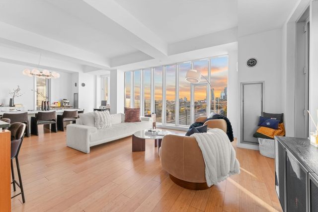 141 Dorchester Ave 202, Boston, MA 02127