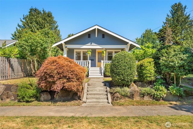 3222 38th Avenue SW, Seattle, WA 98126