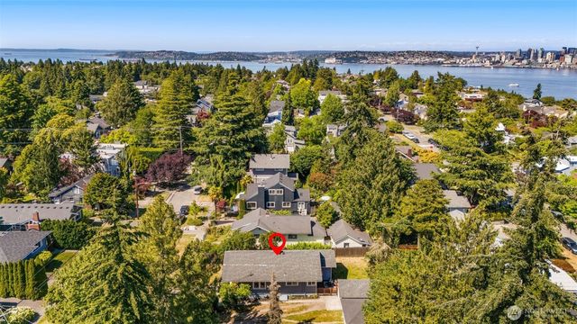 3222 38th Avenue SW, Seattle, WA 98126