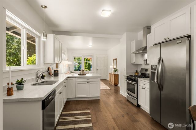 3222 38th Avenue SW, Seattle, WA 98126