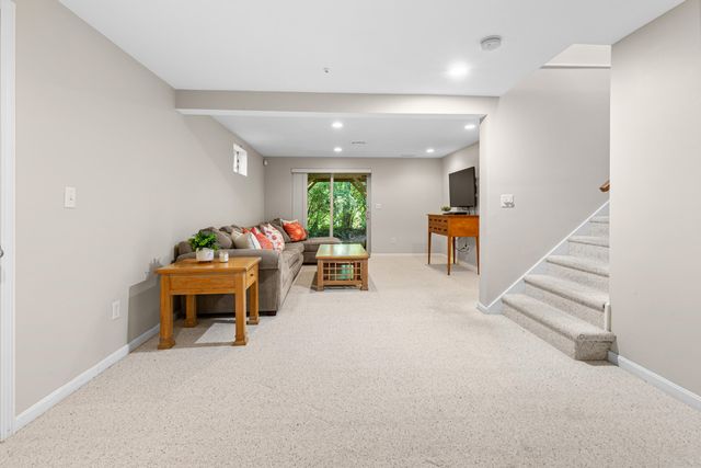 16 Alder Lane, North Falmouth, MA 02556