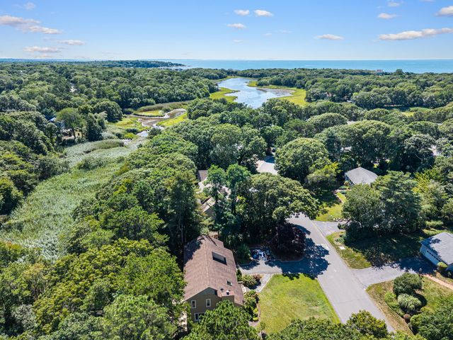 16 Alder Lane, North Falmouth, MA 02556