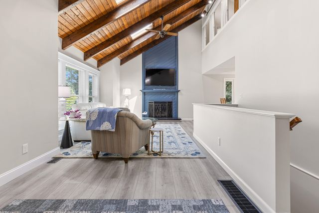 16 Alder Lane, North Falmouth, MA 02556