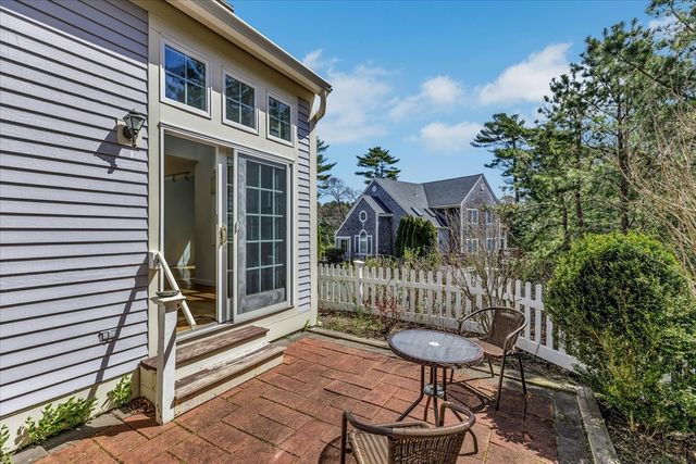 9 Red Cedar 9, Mashpee, MA 02649