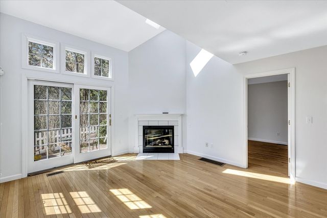 9 Red Cedar 9, Mashpee, MA 02649