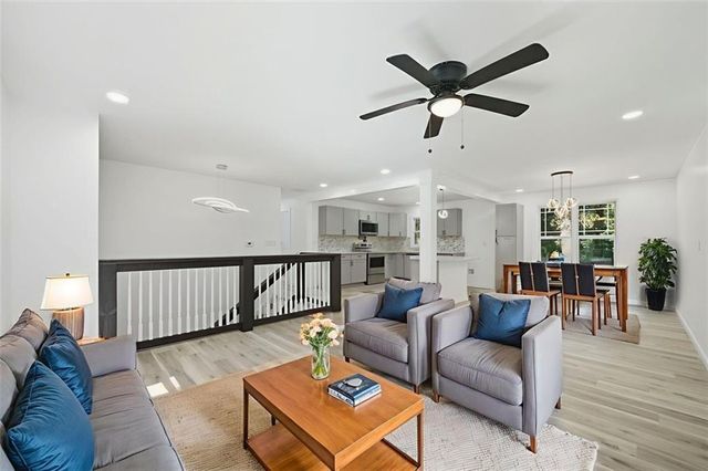 3920 Wedgefield Circle, Decatur, GA 30035