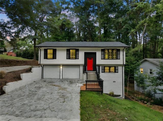 3920 Wedgefield Circle, Decatur, GA 30035